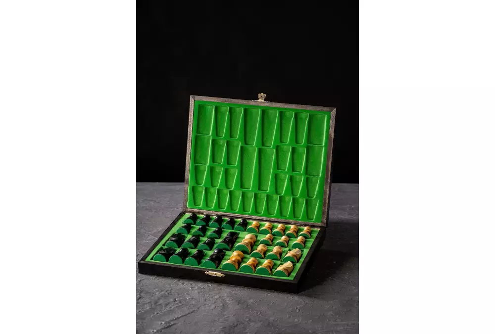 Kasetka drewniana Lux Black na figury No 5